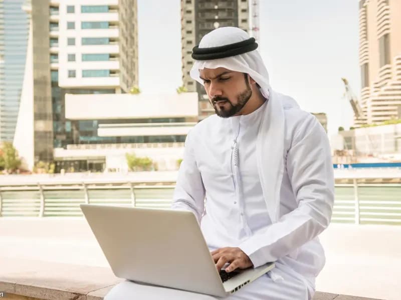 Business owner reviewing mortgage options with Credit Link